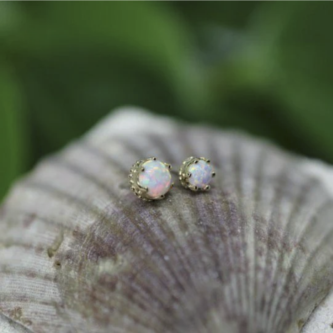 Crown Set with Opal from Junipurr