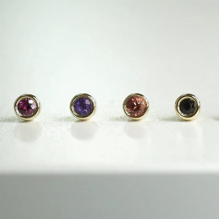 Solitaire - Reitz - Bezel Faceted Gemstone from Modern Mood