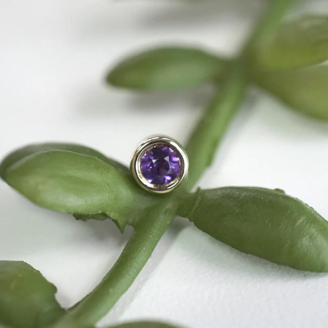 Solitaire - Reitz - Bezel Faceted Gemstone from Modern Mood